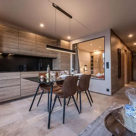 Renove - 42m², 4 Pers, Skis Aux Pieds, Centre 1850 - Fr-1-631-182 * Courchevel